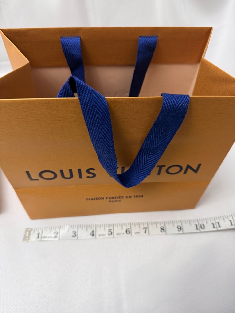 Louis Vuitton Orange Gift Box and Bag with Blue Ribbon Accents - Picture 6 of 10